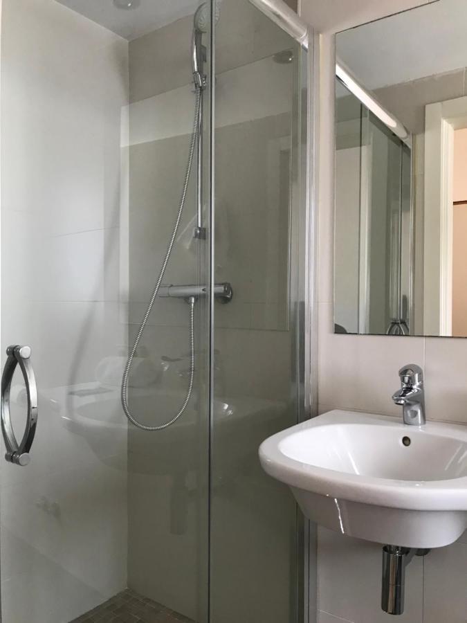 Hostal Can Pou Vidreres Ngoại thất bức ảnh